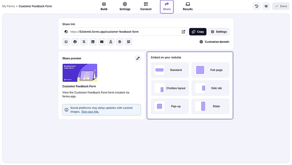 Allez dans l'onglet « Partager » et copiez le code d'intégration après avoir sélectionné l'option d'intégration nécessaire