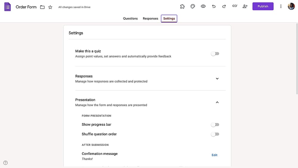 Gehen Sie zu den Einstellungen in Google Forms
