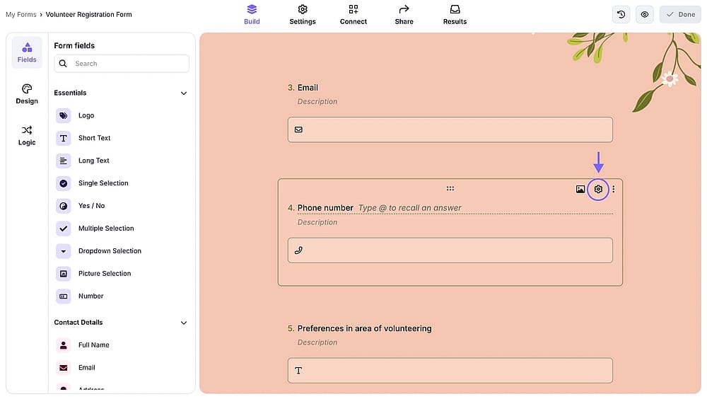 Selecting a question and opening its settings on forms.app