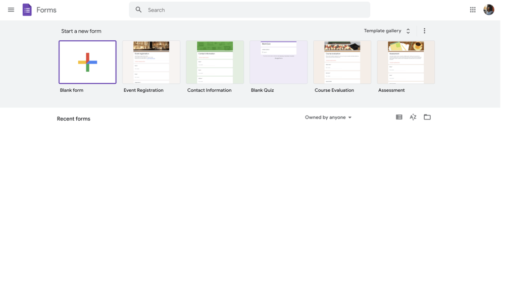 Öffnen Sie Google Forms.