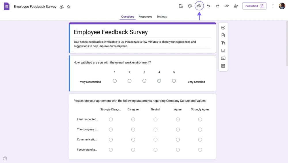 La ubicación del botón de vista previa en Formularios de Google
